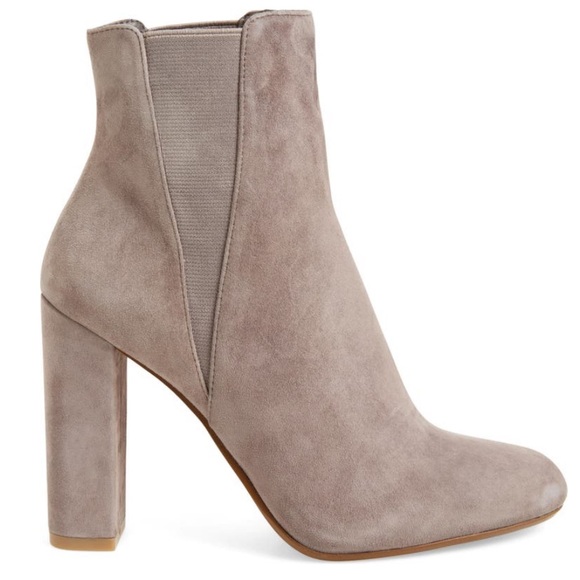 Steve Madden Effect block heel booties, size 9M - Picture 12 of 14